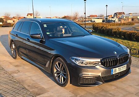 BMW 530d xDrive Touring A -
