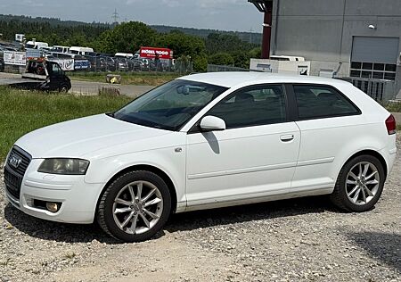 Audi A3 2.0 TDI quattro *KLIMA*VOLLEDER*BI-XENON*SHZ*