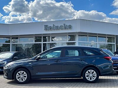 Hyundai i30 Kombi 110PS 5Trg KlimTempPDCAllwettReifen
