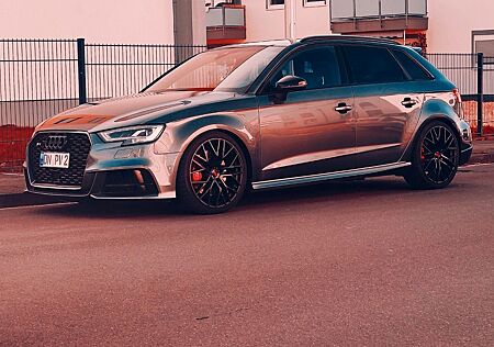 Audi S3 TFSI S tronic quattro Sportback -