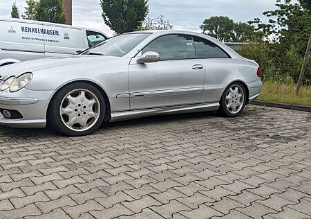 Mercedes-Benz CLK 320 AVANTGARDE Avantgarde