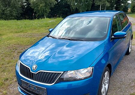 Skoda Rapid 1.2 TSI 81kW Active Spaceback Active