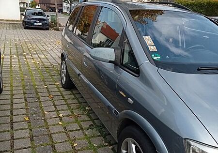 Opel Zafira 2.2 Executive Executive LPG