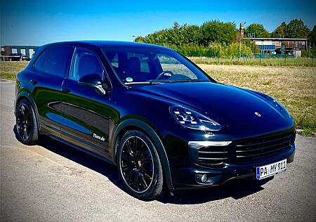 Porsche Cayenne S V8 4,2 Diesel Facelift LED Sportpaket