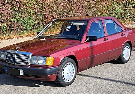 Mercedes-Benz 190 190E