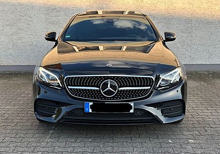 Mercedes-Benz E 400 d 4MATIC AMG Line - HUD - AHK - Distronic