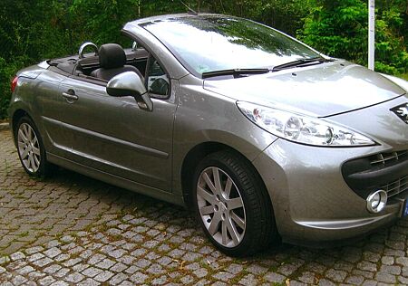Peugeot 207 Cabrio CC Roland Garros Leder,Klima Alu