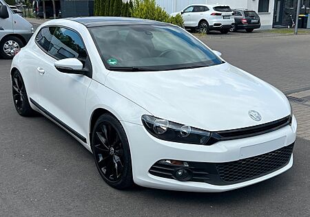 VW Scirocco Volkswagen 1.4 TSI Sport Schiebed. Alarm Leder Alu