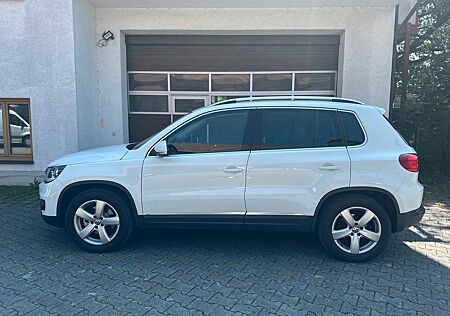 VW Tiguan Volkswagen 1,4 Ltr 90 kW 16V TSi Sport & Style BMT