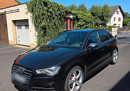 Audi S3 2.0 TFSI S tronic quattro Sportback -