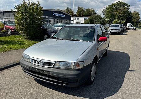 Nissan Almera 1.6 Ambiente**AUTOMATIK**