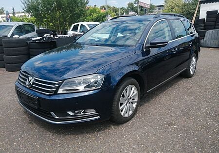 VW Passat Variant Volkswagen 1.6 TDI BlueMotion Variant Standh