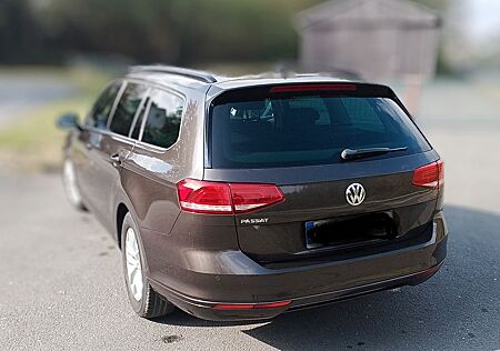 VW Passat Variant Volkswagen 2.0 TDI DSG Trendline Variant...
