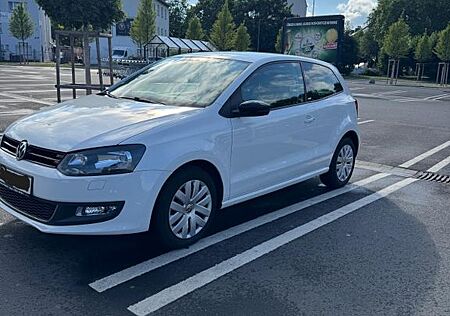 VW Polo Volkswagen 1.4 Style | Neu: Bremsen & Flexrohr & Handbremse