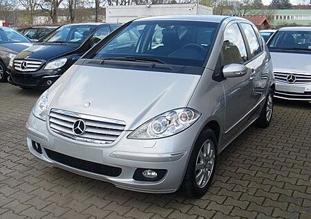Mercedes-Benz A 170 Elegance / 59.995 Kilometer / Automatik