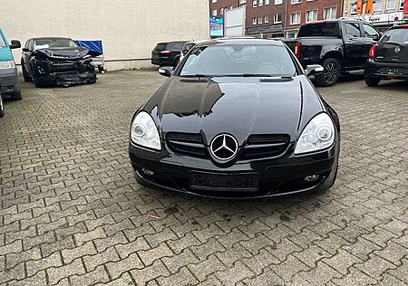 Mercedes-Benz SLK 200 KOMPRESSOR-AUTOMATIK-LEDER-NAVI-ALU-