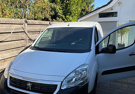 Peugeot Partner Avantage Edition nur 88tkm