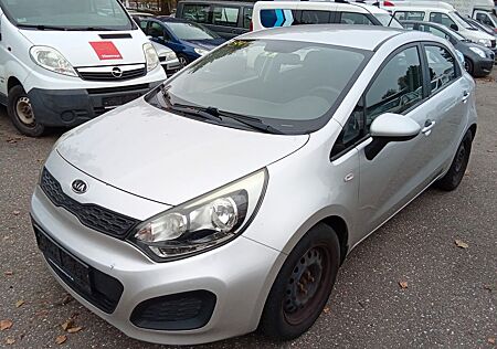 Kia Rio Attract 1.2 CVVT 70ps Kein Tüv!