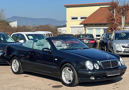 Mercedes-Benz CLK 320 AVANTGARDE*LEDER*KLIMA*SHZ*