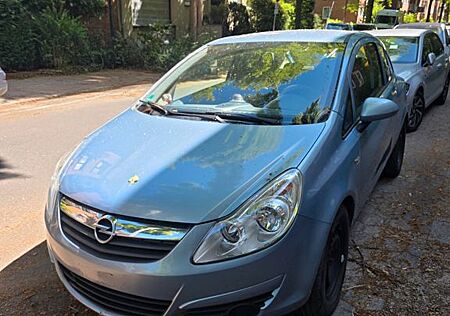 Opel Corsa D EZ 2008