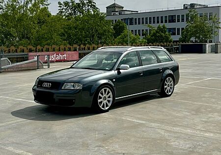 Audi RS6 4.2 tiptronic quattro Avant -