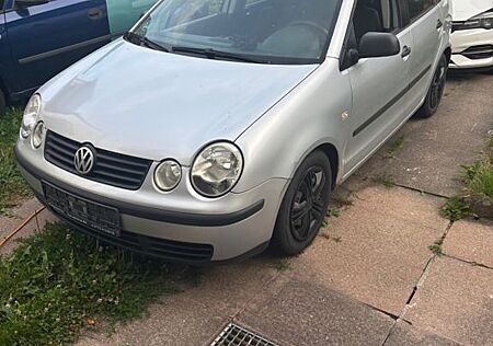 VW Polo Volkswagen 1.2 47kW TÜV bis April 26