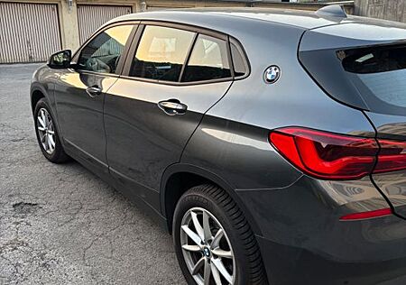 BMW X2 S Drive 18 UNFALLFREI mit GARANTIE