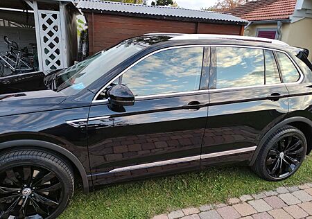 VW Tiguan Volkswagen 2.0 TSI 162kW DSG BMT 4MOTION Highlin...