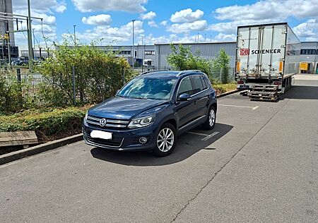VW Tiguan Volkswagen 2.0 TDI SCR BMT LOUNGE Sport & Style ...