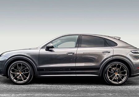 Porsche Cayenne Turbo Coupe mit Carbon Dach