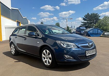 Opel Astra J Sports Tourer Innovation - TÜV 03/2026