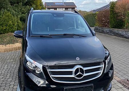 Mercedes-Benz V 220 d kompakt -