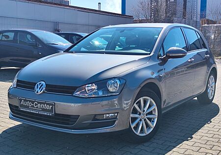 VW Golf Volkswagen VII Lim. Lounge BMT