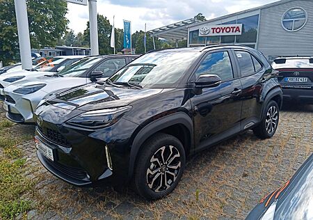 Toyota Yaris Cross Hybrid Teamplayer