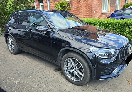 Mercedes-Benz GLC 43 AMG 4Matic*STANDHEIZ*360*AHK*PANO*NIGHT*