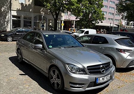 Mercedes-Benz C 180 AVANTGARDE AVANTGARDE
