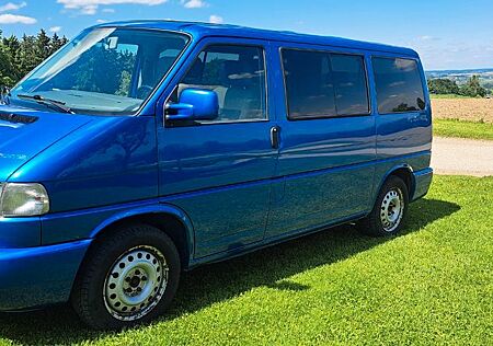 VW T4 Multivan Volkswagen Atlantis 2.5 TDI AXG