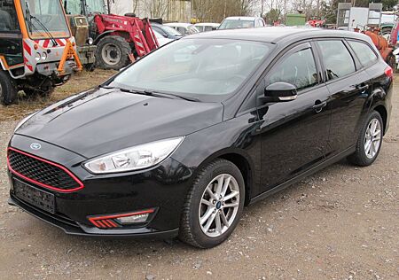 Ford Focus 1.6 Turnier =AHK=Xenon=ALU=Nur 95.000 km=