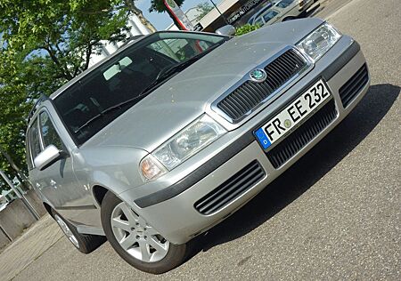 Skoda Octavia 1.6 Combi Tour Klima 8-fach