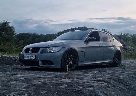 BMW 335i -