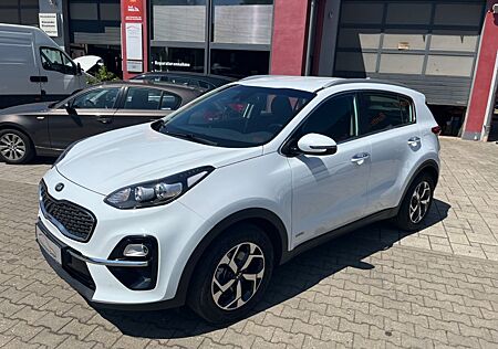 Kia Sportage Vision 4WD 1.6 Komfort-Paket Navi Kamer