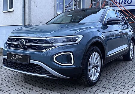 VW T-Roc Volkswagen Style 2.Hd LED AHK SPUR ACC KESSY CARPLAY