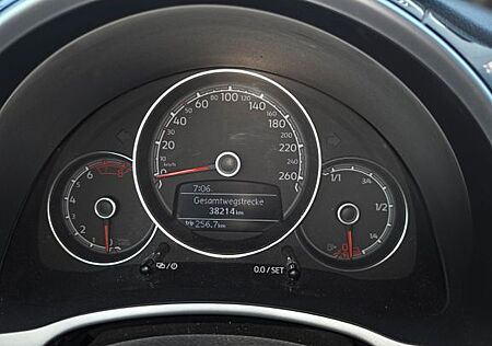 VW Beetle Volkswagen 2.0 TSI BMT R-Line R-Line