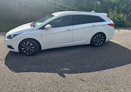 Hyundai i40 2.0 GDI Style Automatik Style