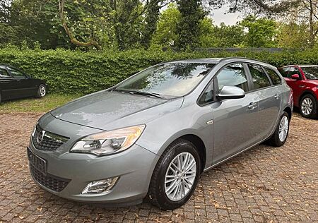 Opel Astra Sports Tourer 1.4/Tüv Neu