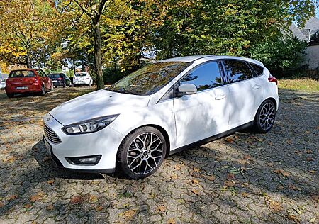 Ford Focus 1,0 EcoBoost 92kW Titanium Titanium