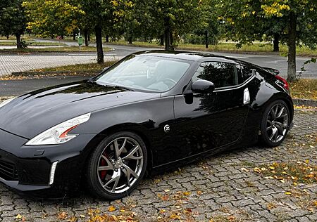 Nissan 370Z 3.7 Automatik / Bose / Invidia V1