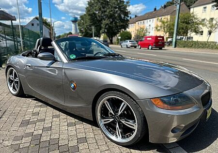 BMW Z4 Baureihe Roadster 2.2i* TÜV NEU*