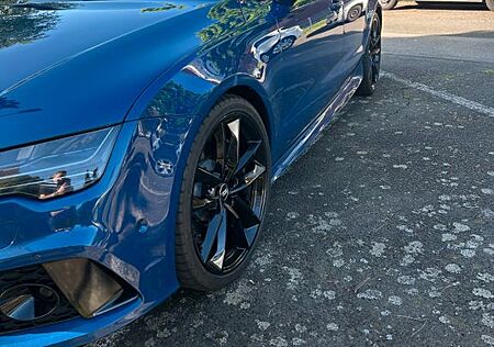 Audi RS7 4.0 TFSI quattro tip performance Sportb. -