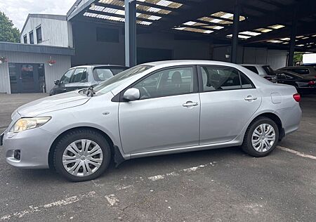 Toyota Corolla 1.6/Limosine / Automatik/Klimatronik